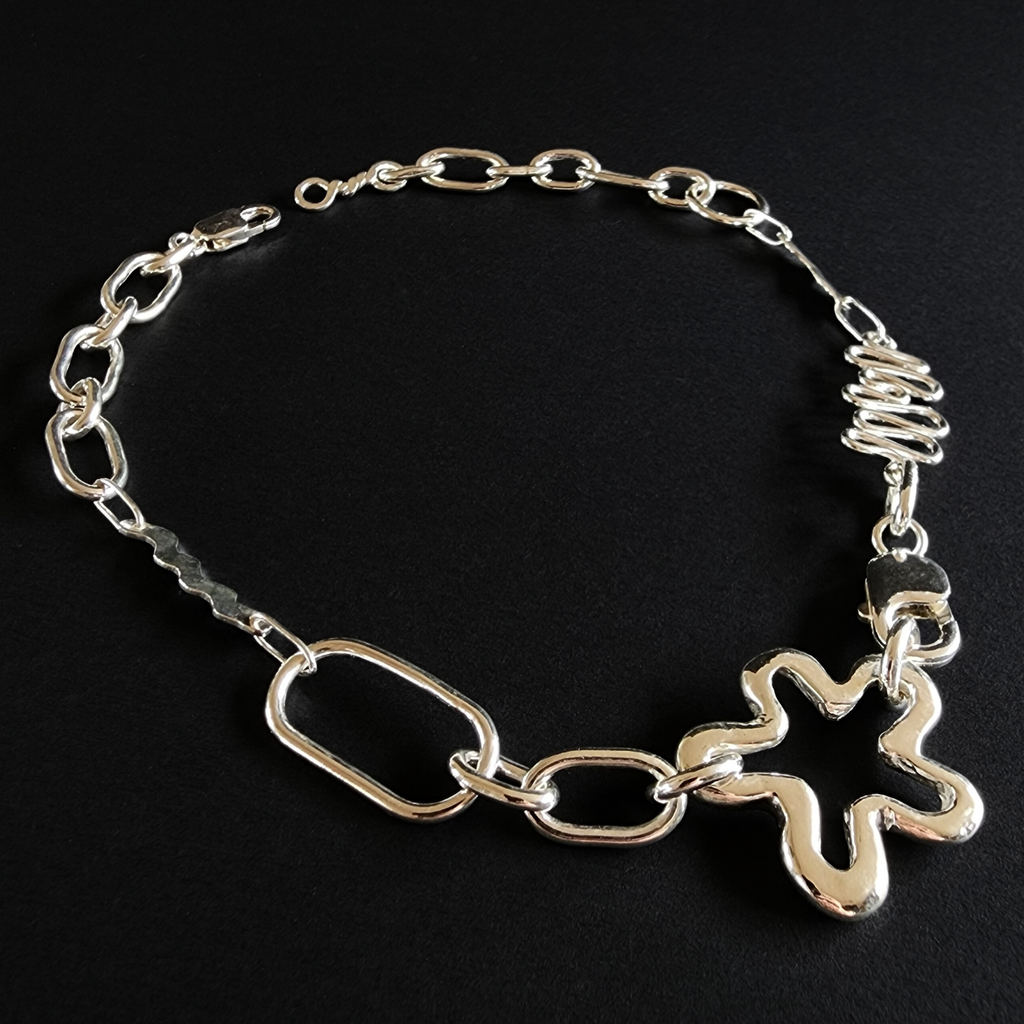DAZEY CHAIN
